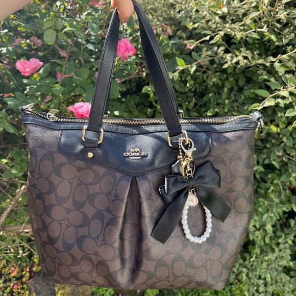 Coach Signature Pleated Tote #F34614 - Picture 2 of 9